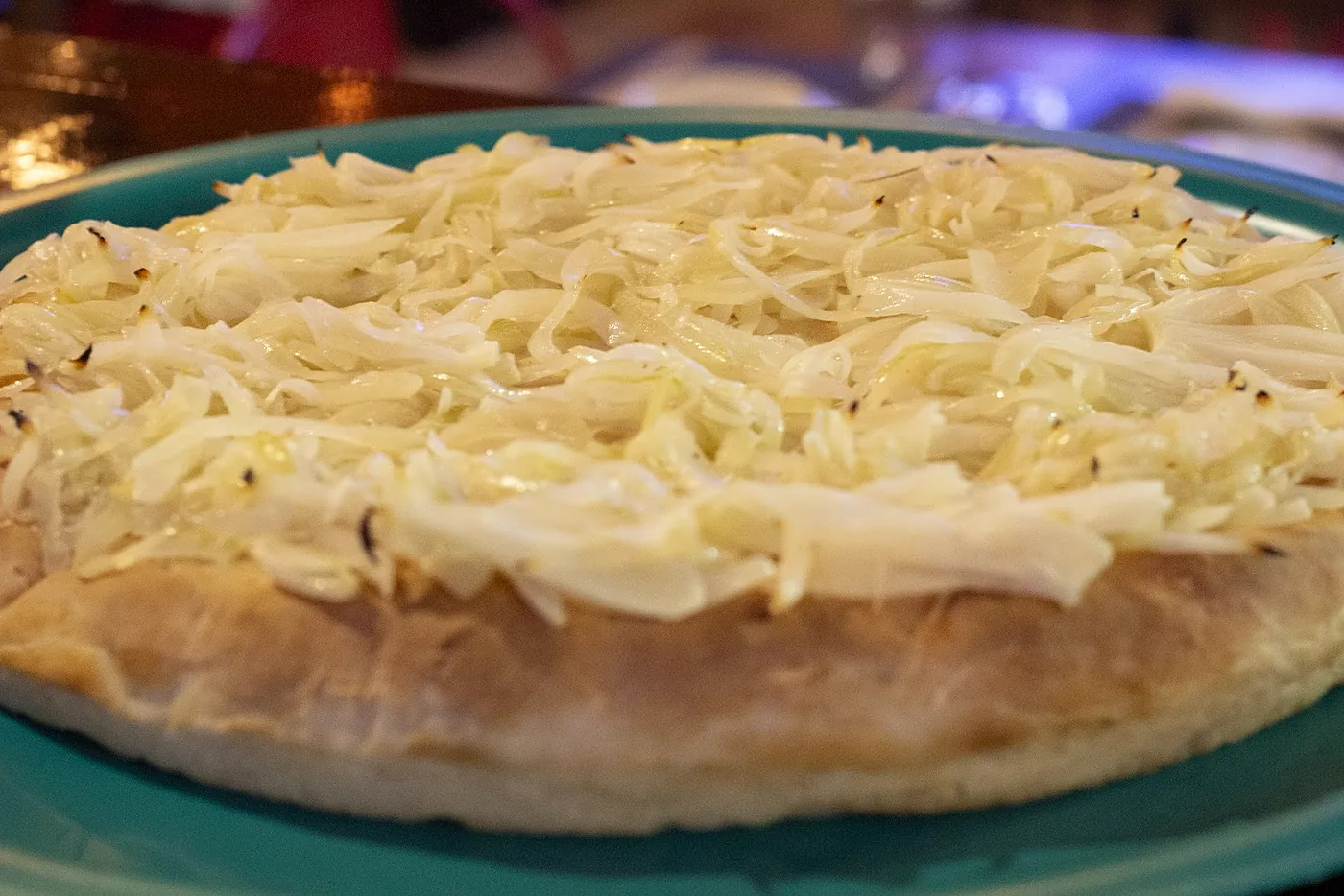 Fugazzeta rellena con jamón